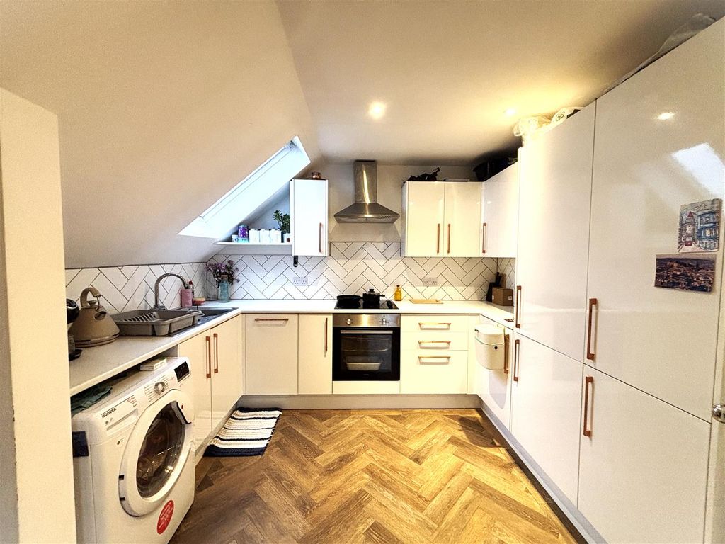 Property photo 3 of 12 Img_0201.Jpg