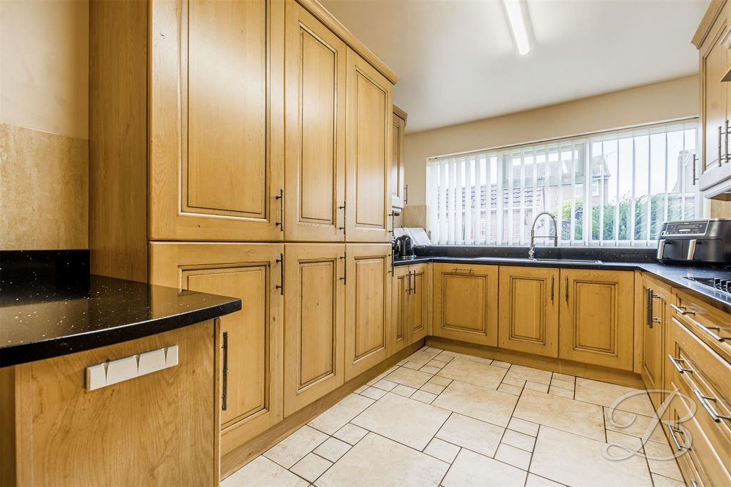 Property photo 2 of 32 Ccltd-11.Jpg