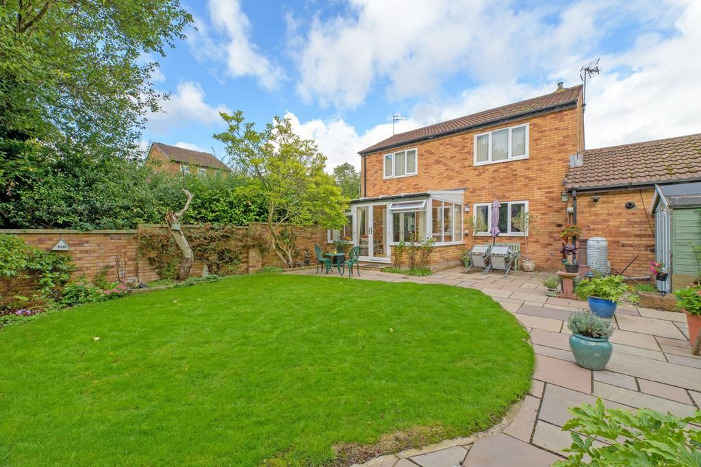 Property photo 3 of 19 Rear Garden