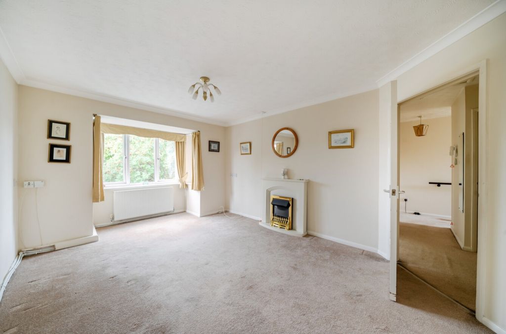 Property photo 2 of 11 1336354-2-68947Babd8B01