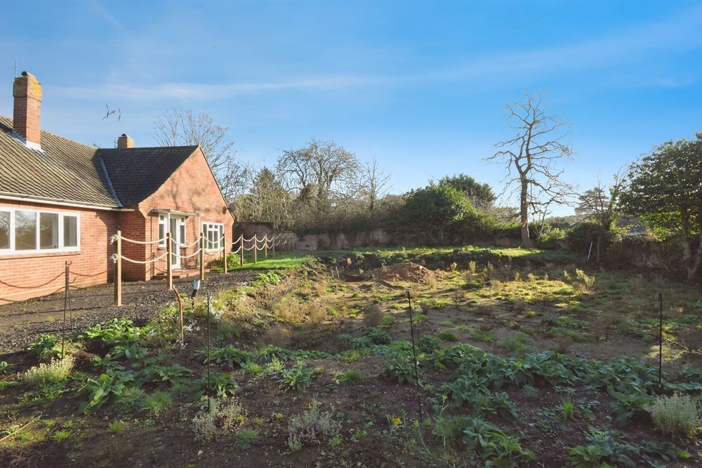 Property photo 3 of 4