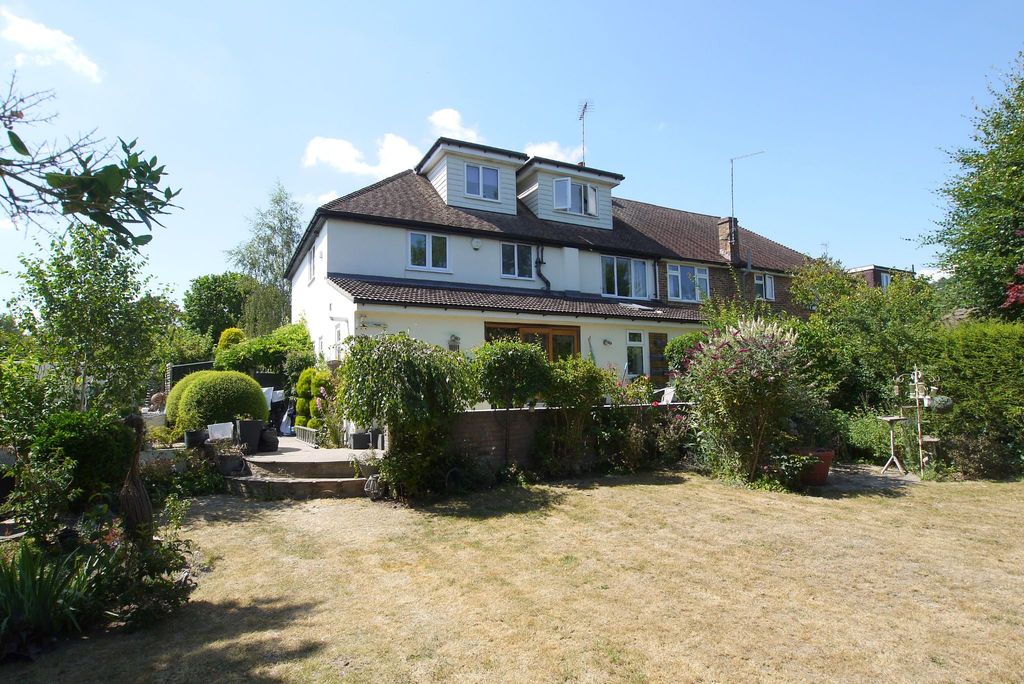 Property photo 3 of 17 Photograph 16