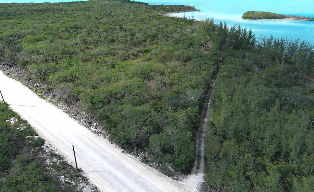 Property photo 2 of 9