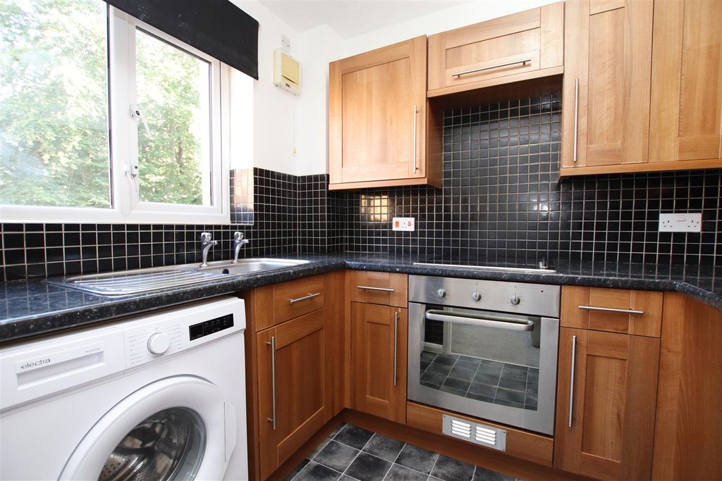Property photo 3 of 6 Img_4896.Jpg