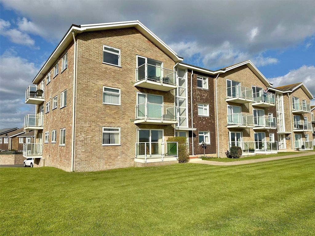 Property photo 1 of 16 Picture No. 18