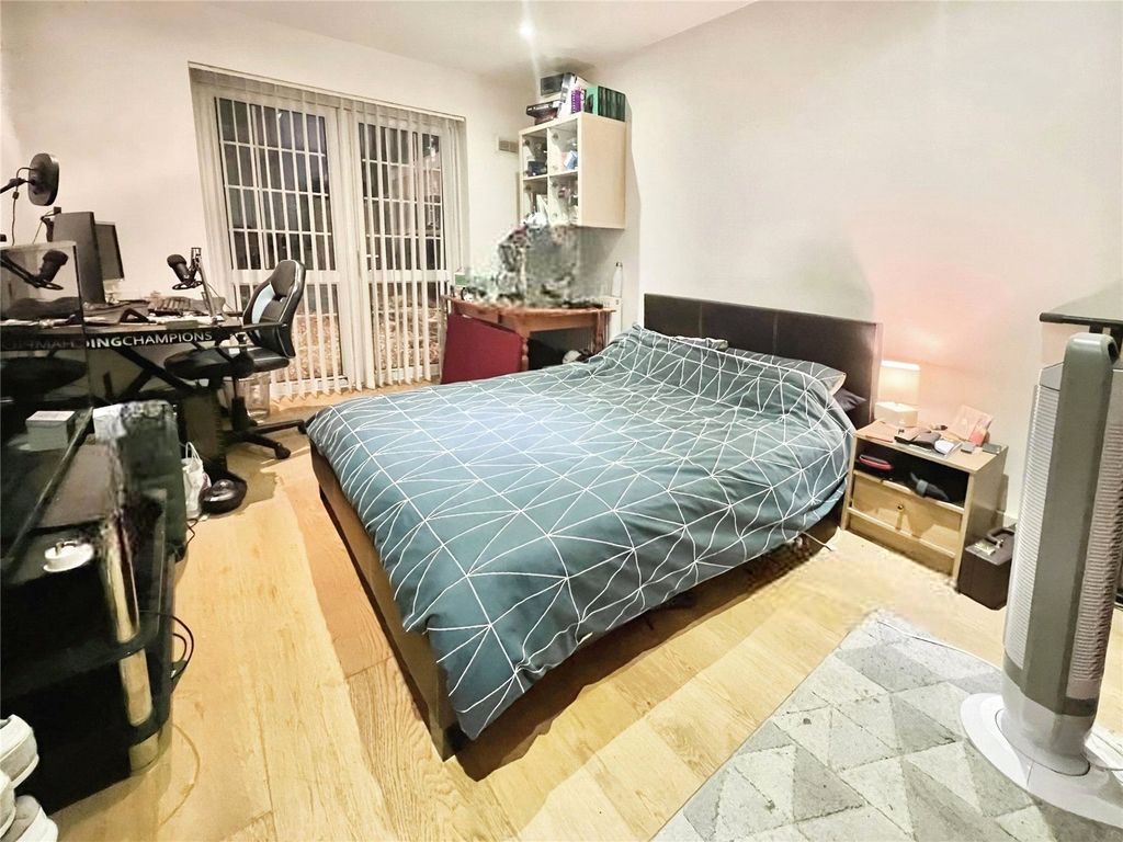 Property photo 3 of 6 Picture No. 03