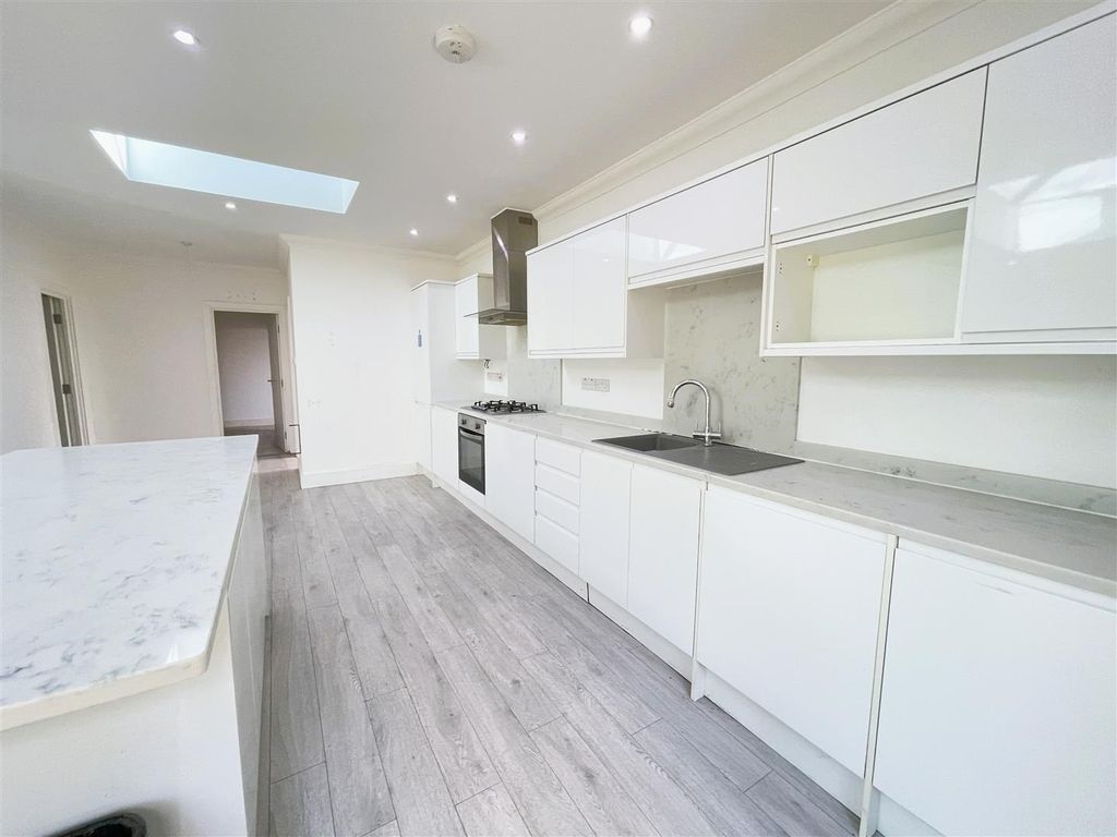 Property photo 3 of 20 Img_9826.Jpg