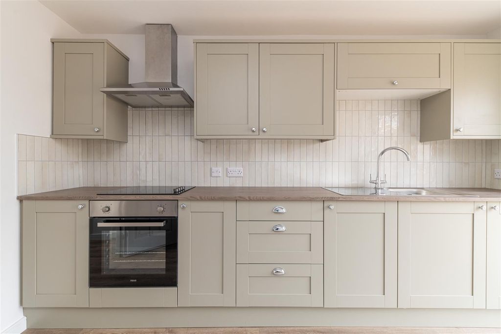 Property photo 3 of 18 Edit-1315.Jpg