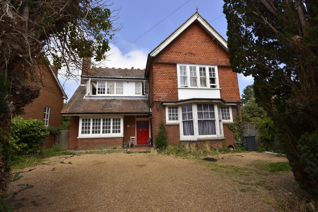 Property photo 1 of 20