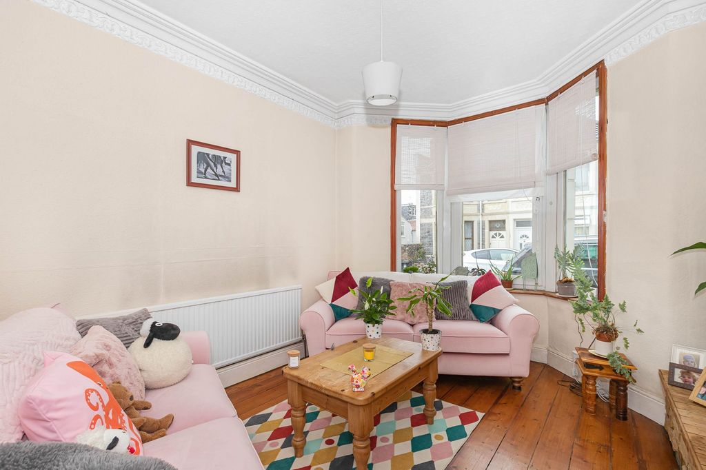 Property photo 2 of 22 Photo 22