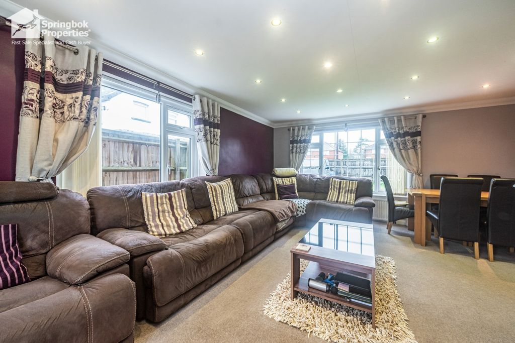 Property photo 3 of 17 Image 2