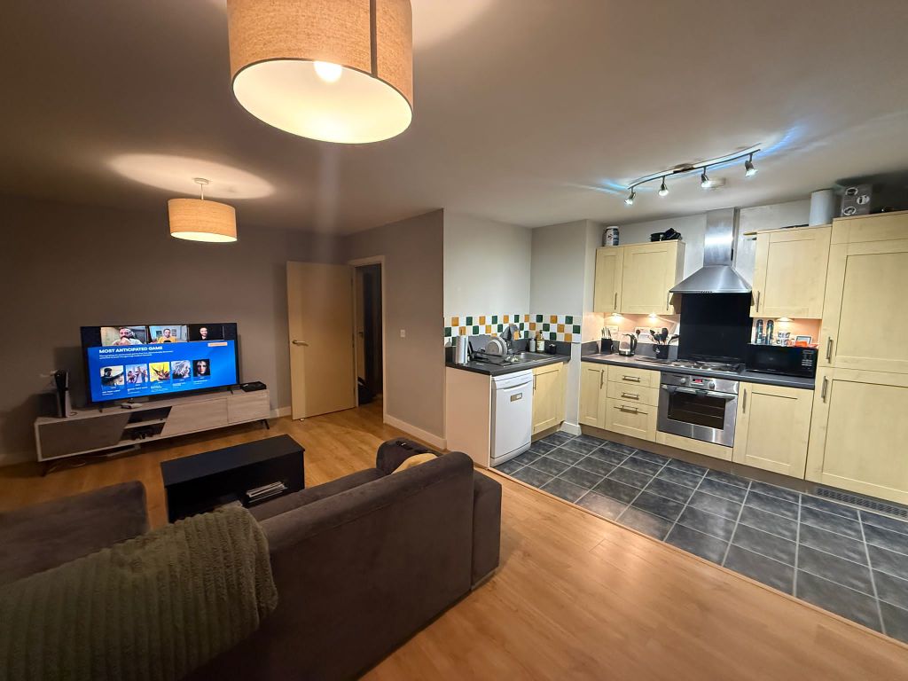 Property photo 3 of 7 Image 2