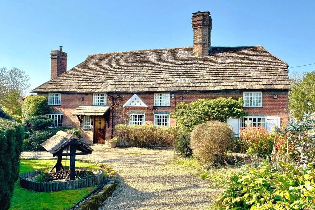 Property photo 1 of 28