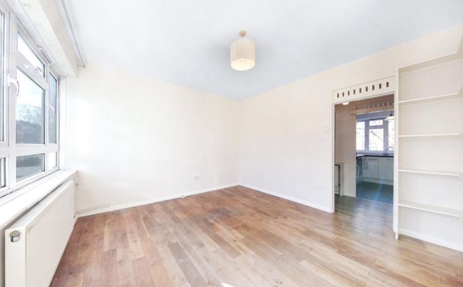 Property photo 1 of 5 293 Grove End Gardens 2 05.11.Png