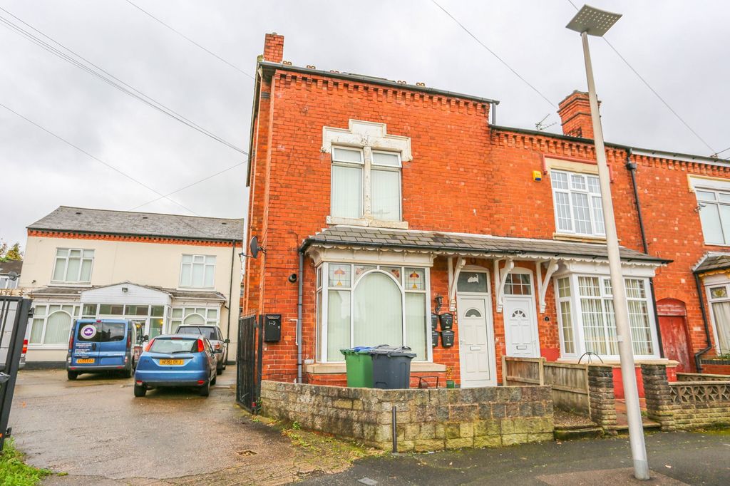 Property photo 1 of 5