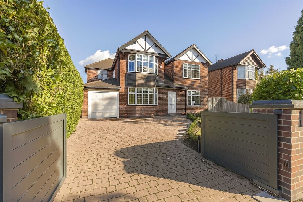 Property photo 1 of 19 (Main)