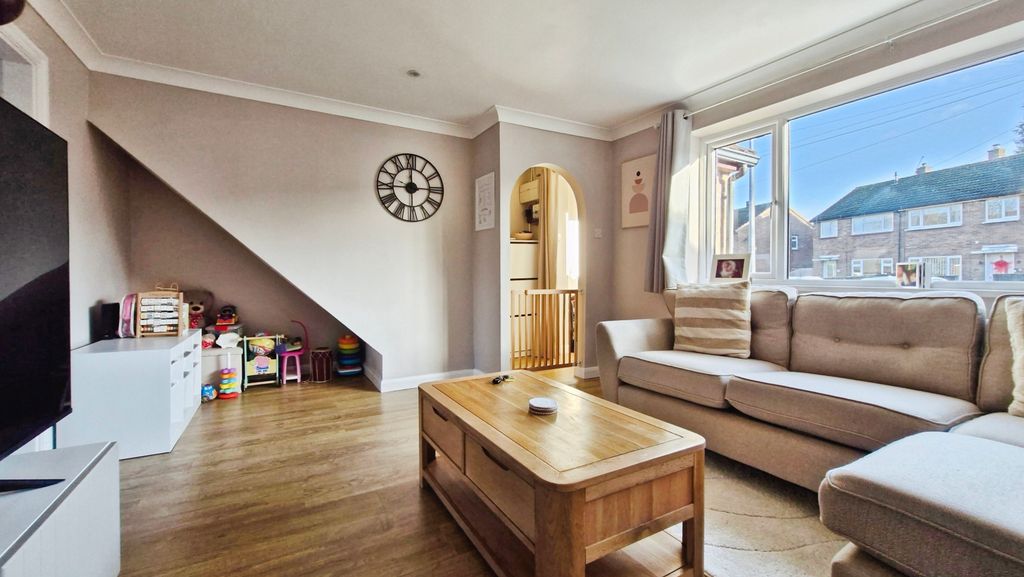 Property photo 3 of 19 2942E0Db-20251210_114758