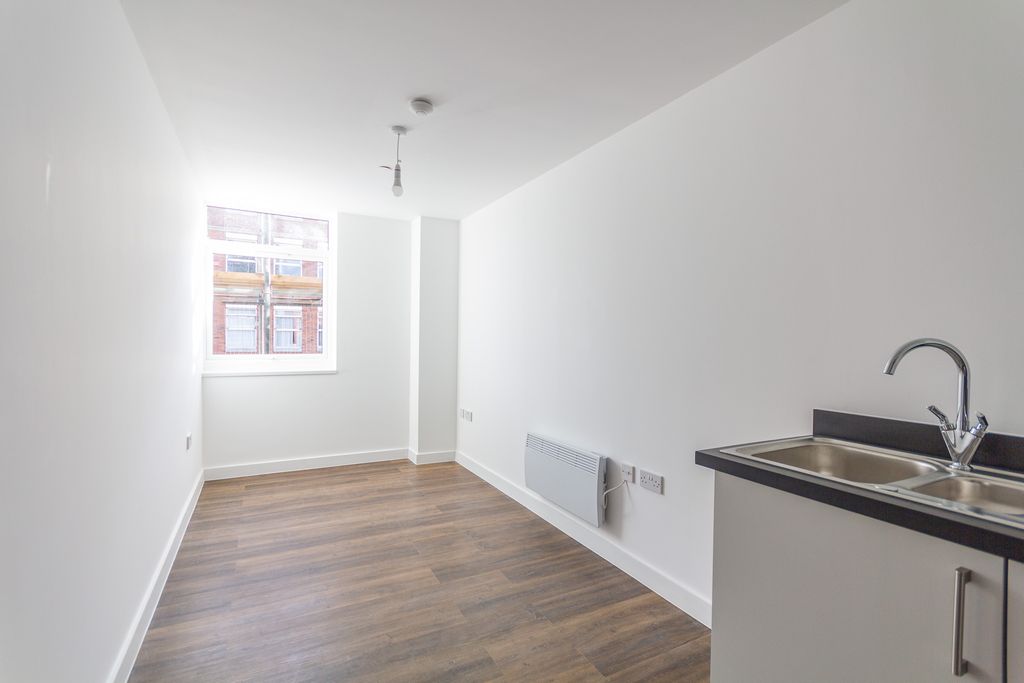 Property photo 3 of 5