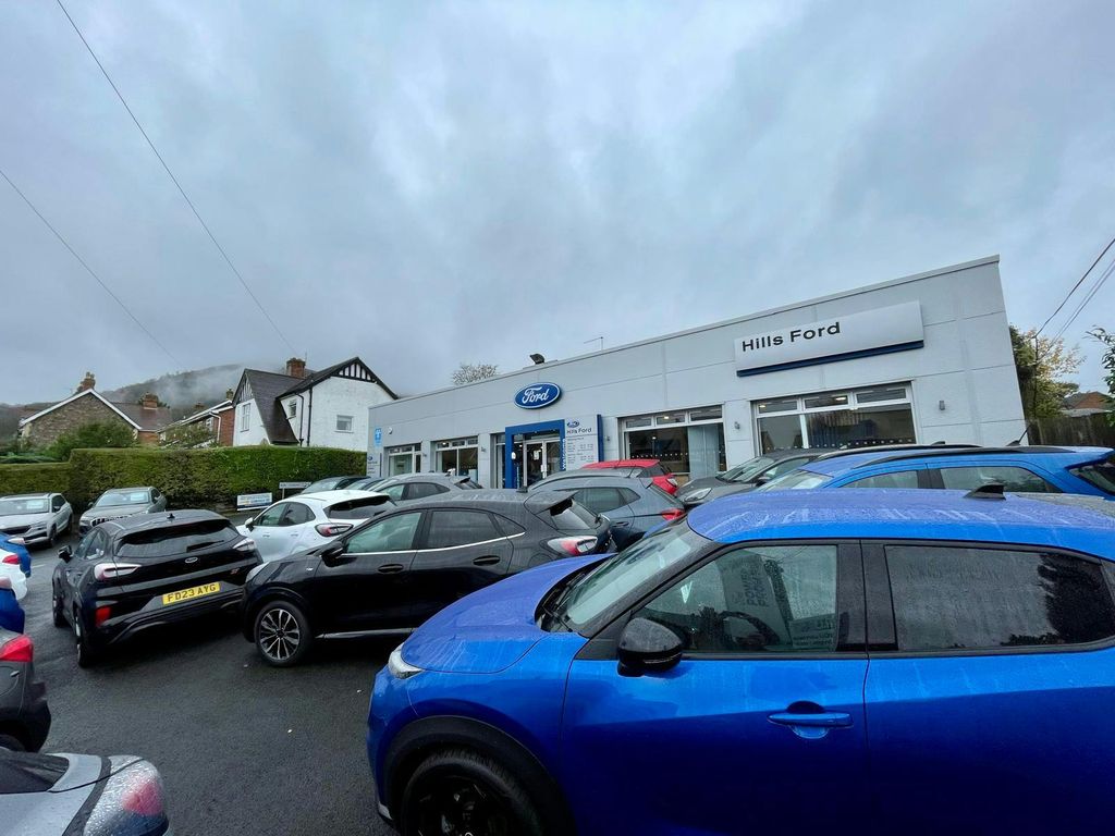 Property photo 2 of 15 19.Jpeg