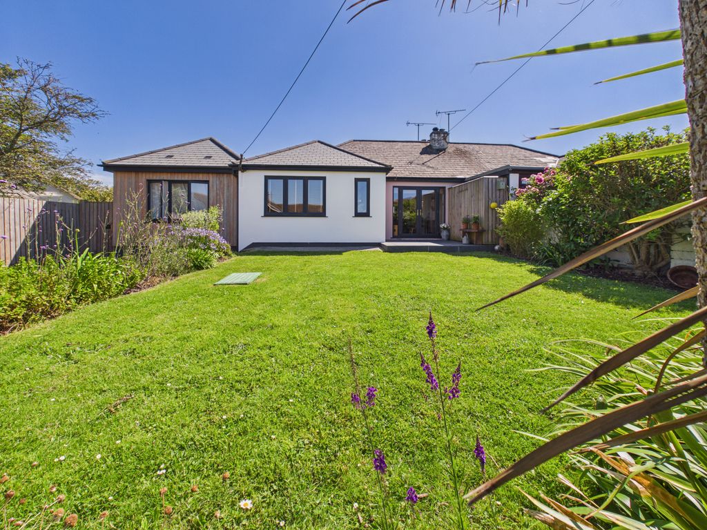 Property photo 1 of 23 Cam05372G0-Pr0214-Still023