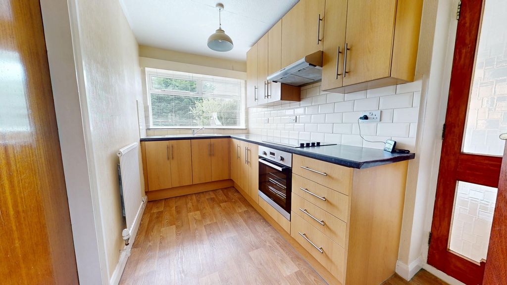 Property photo 2 of 13 Photo 9