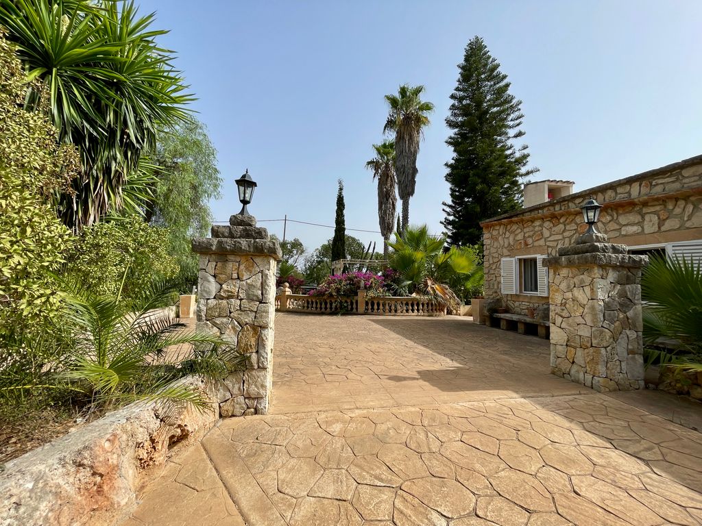 Property photo 1 of 19 01.Jpg