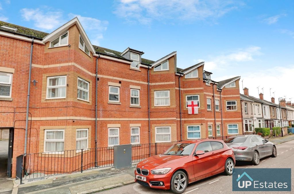 Property photo 1 of 12 Front Aspect