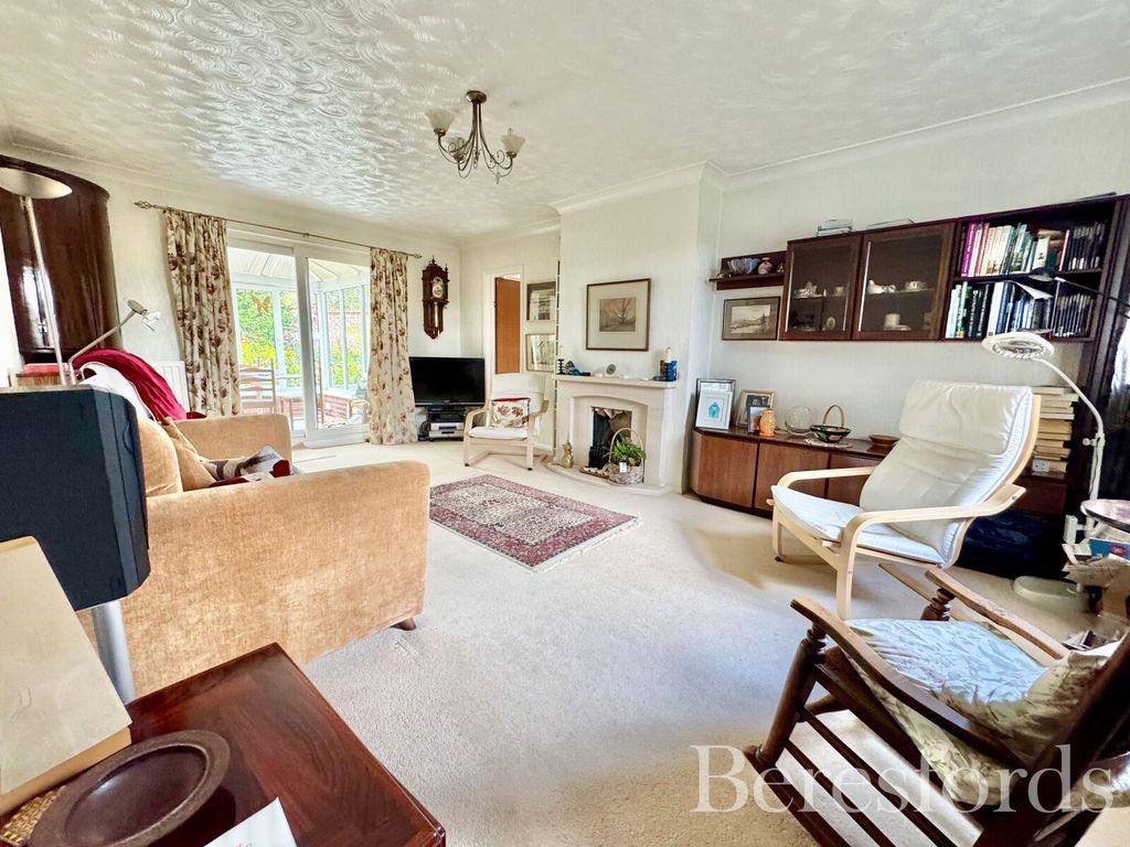 Property photo 2 of 19 Picture 2