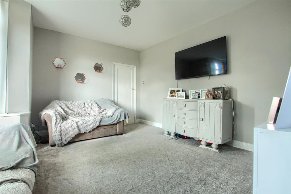 Property photo 3 of 12 Gd3.Jpg