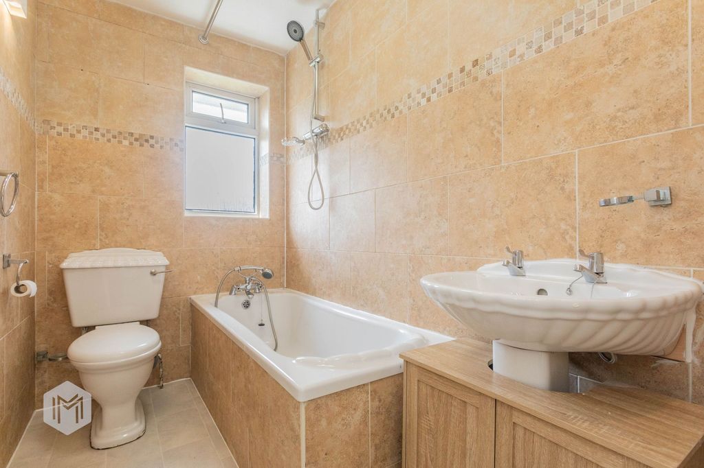 Property photo 3 of 30