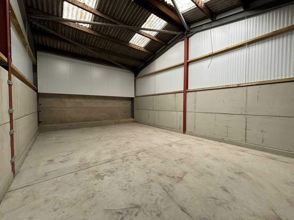 Property photo 3 of 12 Img_2427.Jpg