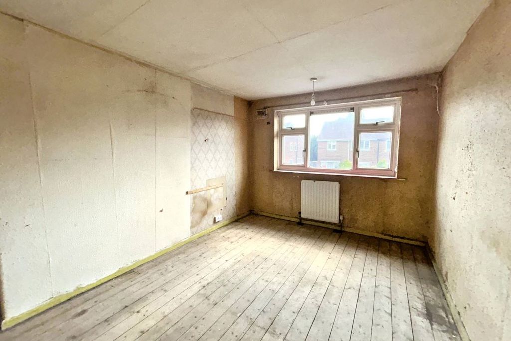 Property photo 3 of 4