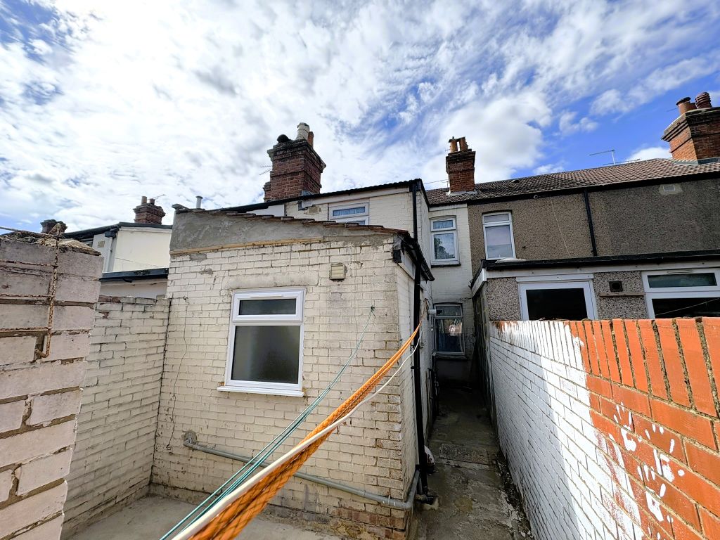 Property photo 3 of 14