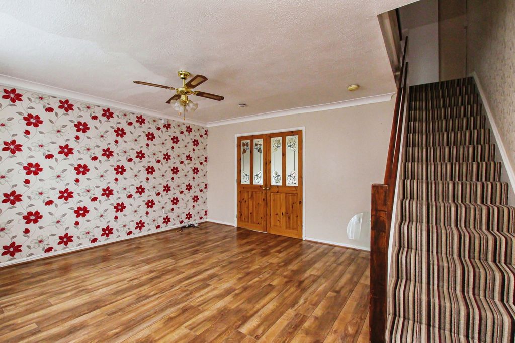 Property photo 2 of 17 Photography