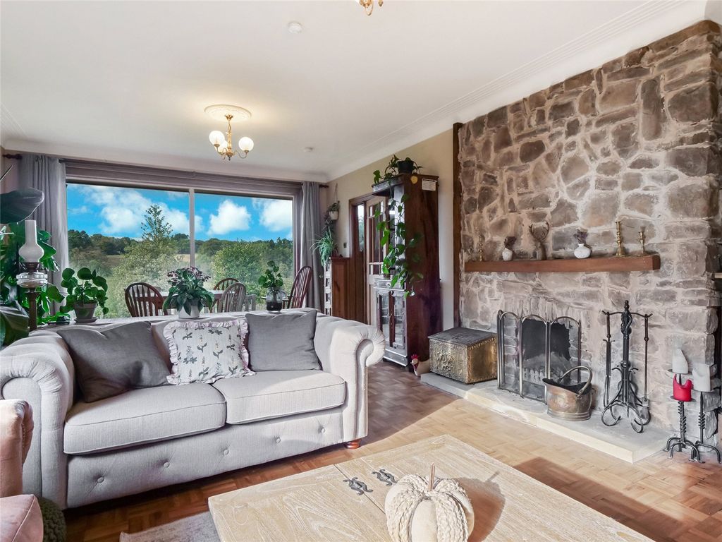 Property photo 3 of 27 Picture No. 29