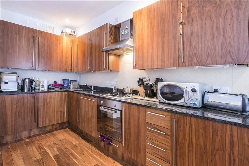 Property photo 2 of 8 Kitchen