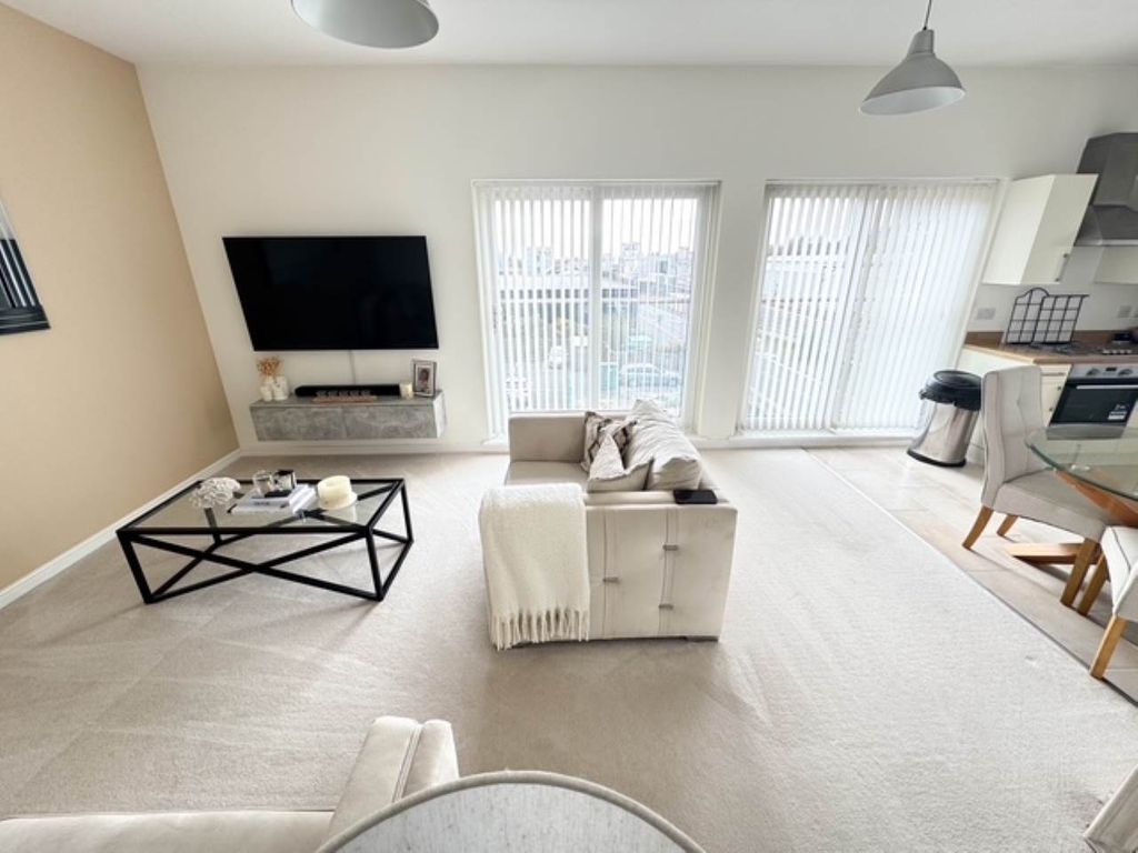 Property photo 2 of 12 Image3