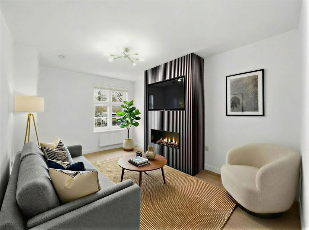 Property photo 2 of 16 Picture 2