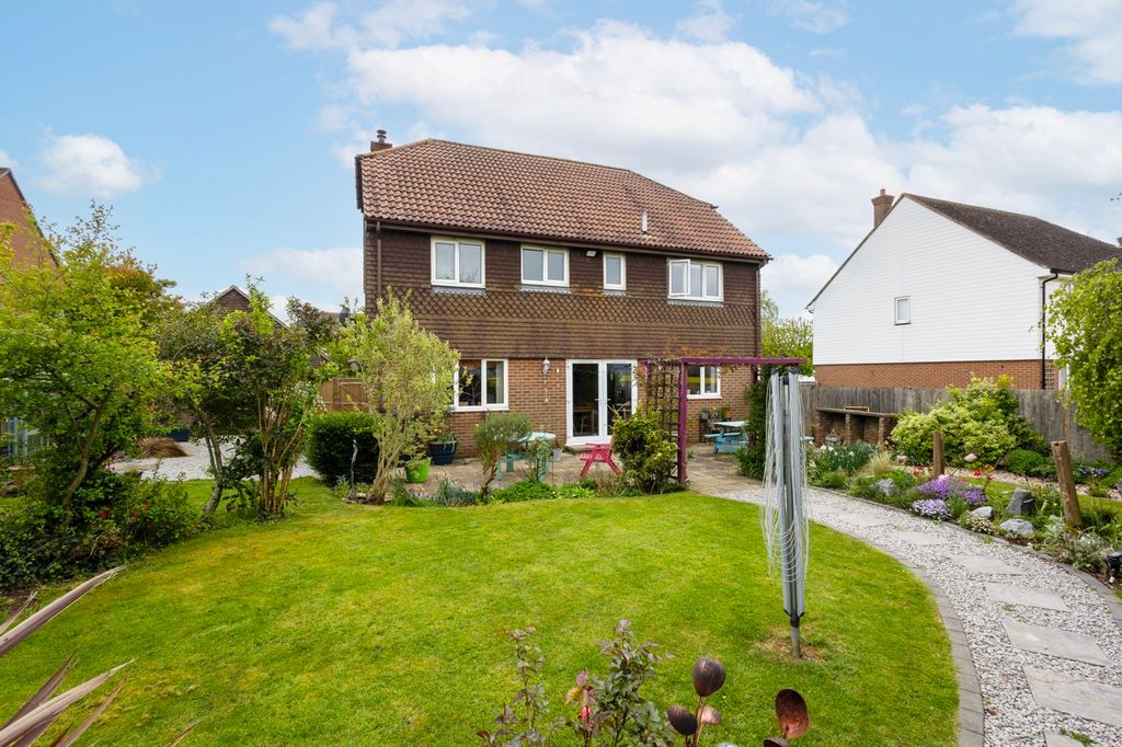 Property photo 3 of 30