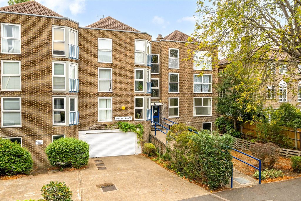 Property photo 1 of 11 Picture No. 44