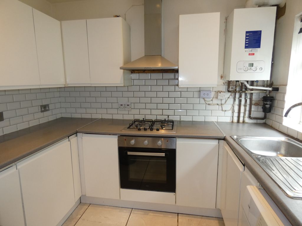 Property photo 1 of 14 Kitchen