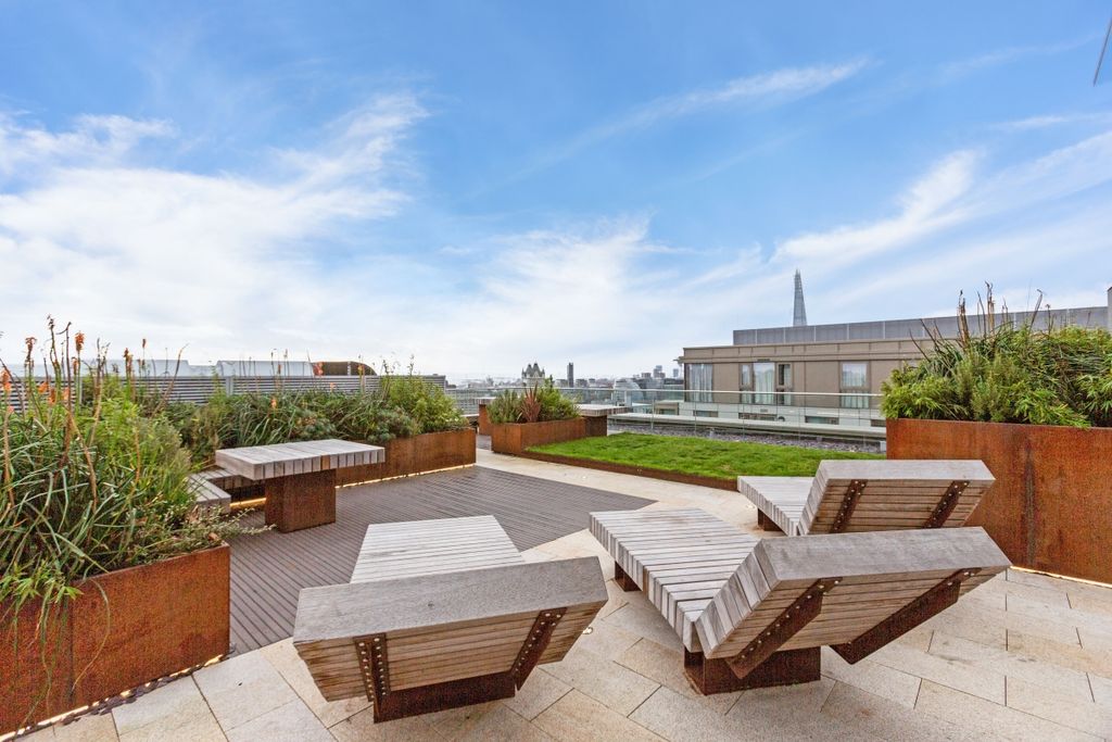 Property photo 2 of 15 Picture 2