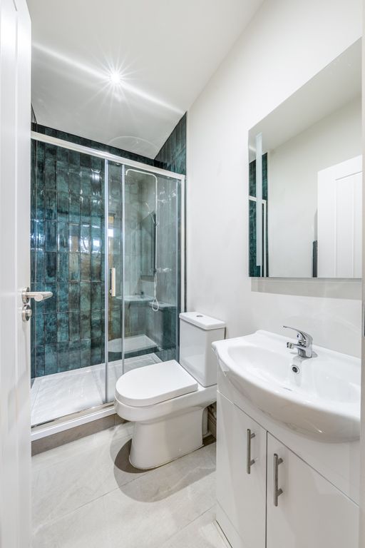 Property photo 3 of 3