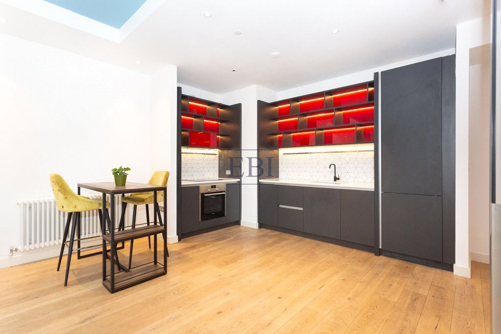 Property photo 3 of 10 Picture No. 24