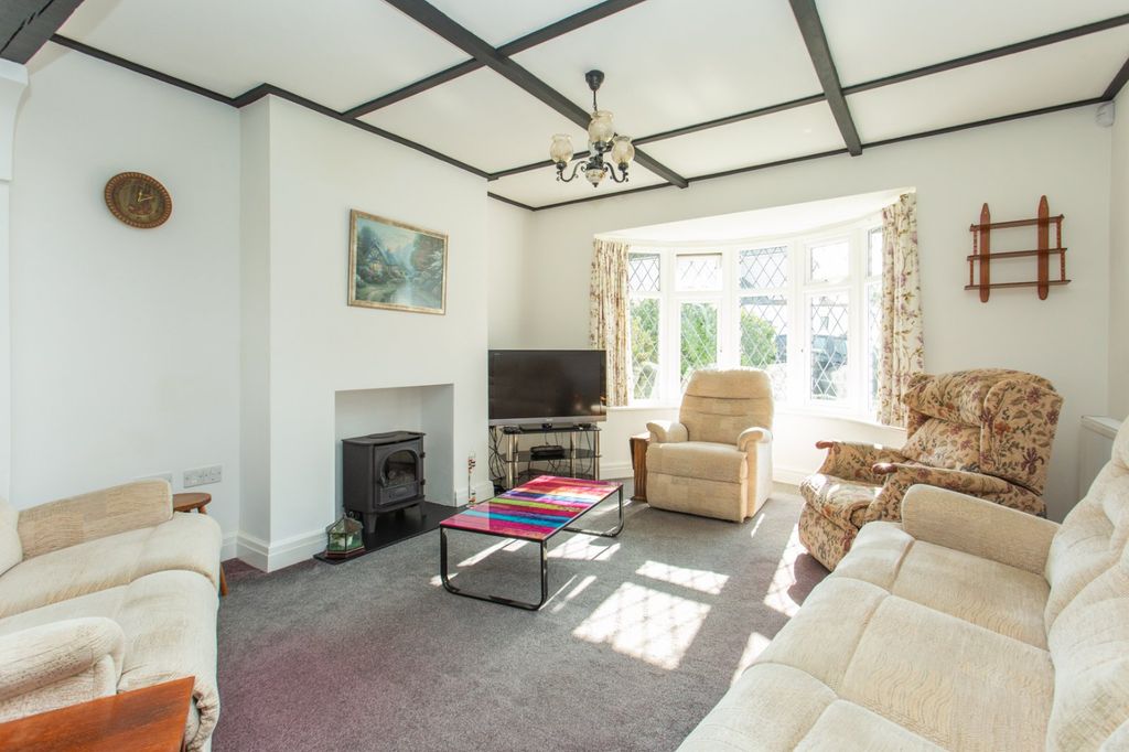 Property photo 2 of 18 Picture 2