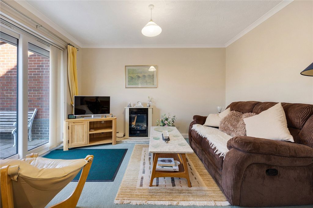 Property photo 3 of 19 Picture No. 22