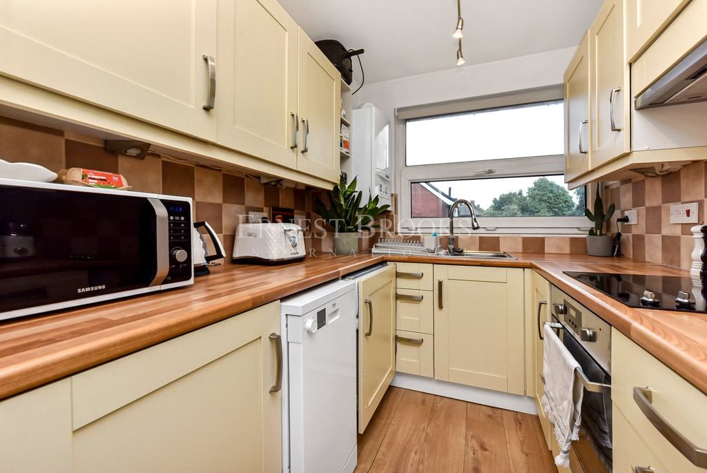 Property photo 3 of 11 Picture No. 07