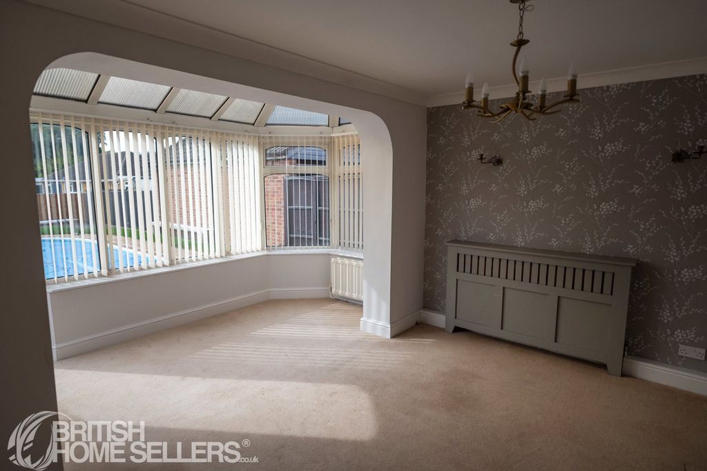 Property photo 3 of 19 Picture No. 21