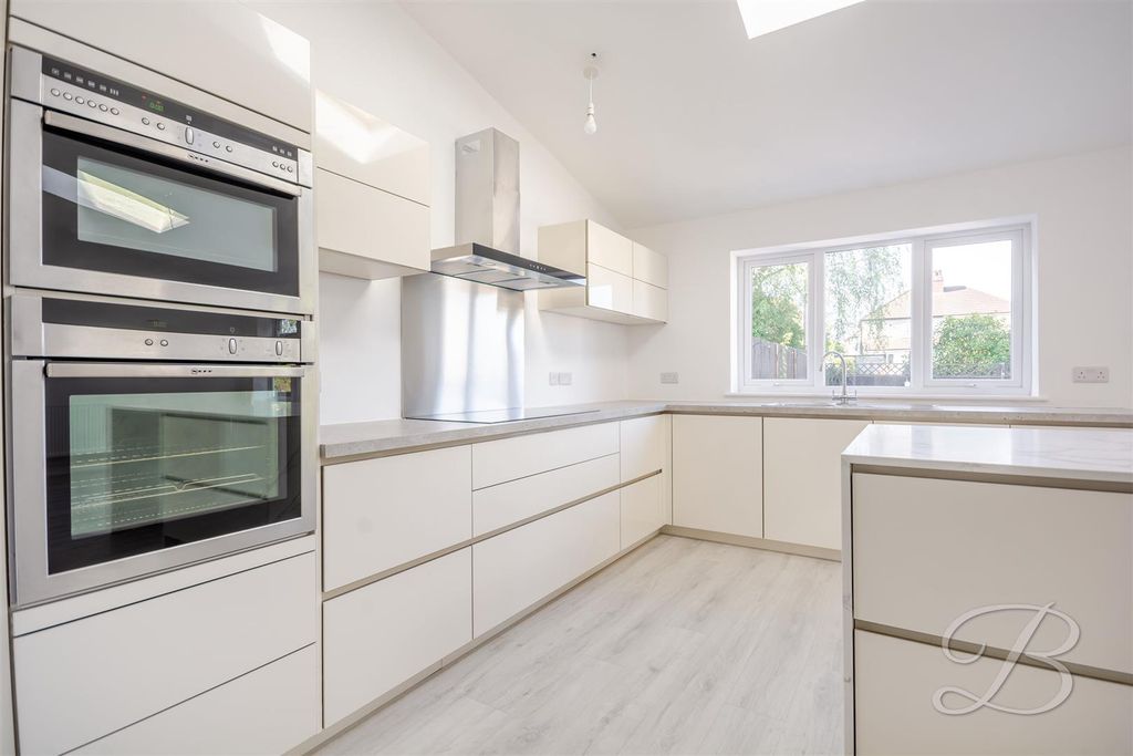 Property photo 3 of 40 Ccltd-33.Jpg