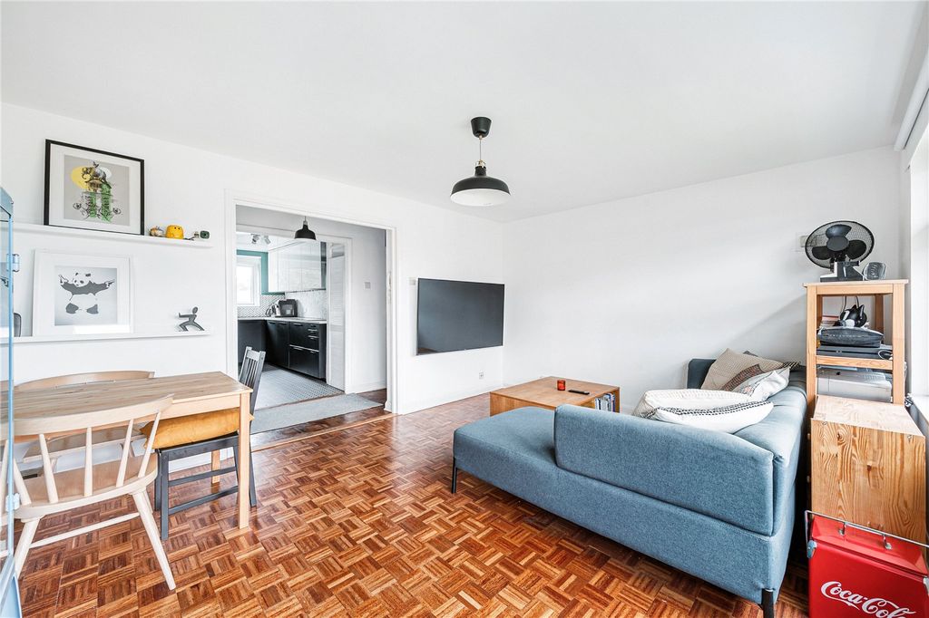 Property photo 3 of 9 Reception Room